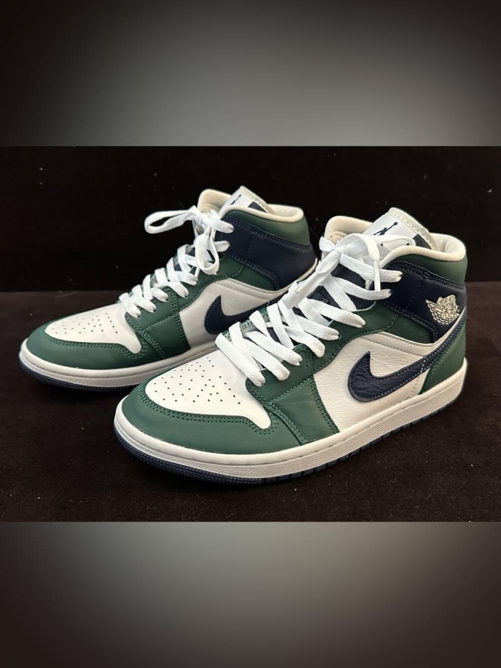 Nike Air Jordan 1 Mid White & Green Men's Sneakers 8.5 with Cert of Authenticity